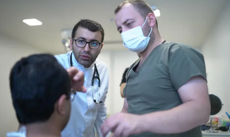 The Advantages Of DHI Hair Transplant Method