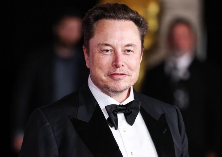 Did Elon Musk Get a Hair Transplant? 9 elon musk hair transplant