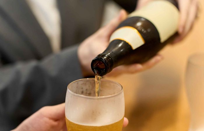 Alkohol nach Haartransplantation – Risiken im Überblick 13 Alkohol nach Haartransplantation