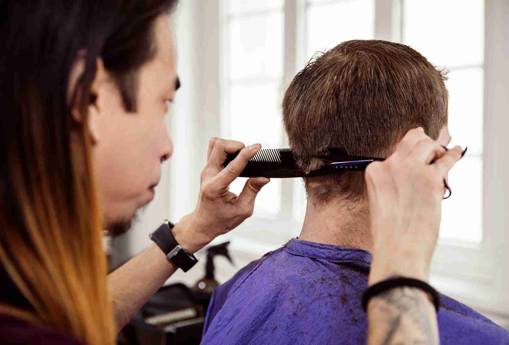 Haare schneiden nach Haartransplantation