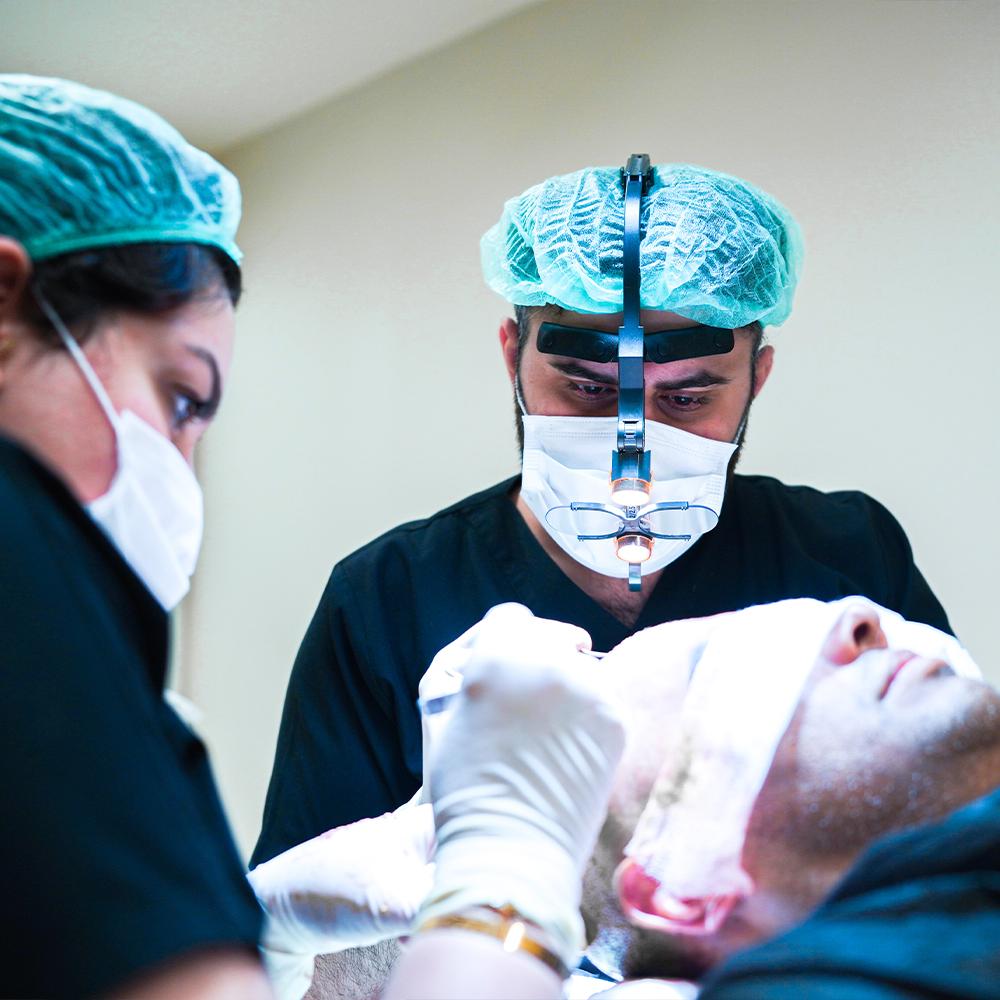 unshaven fue operation clinic scene