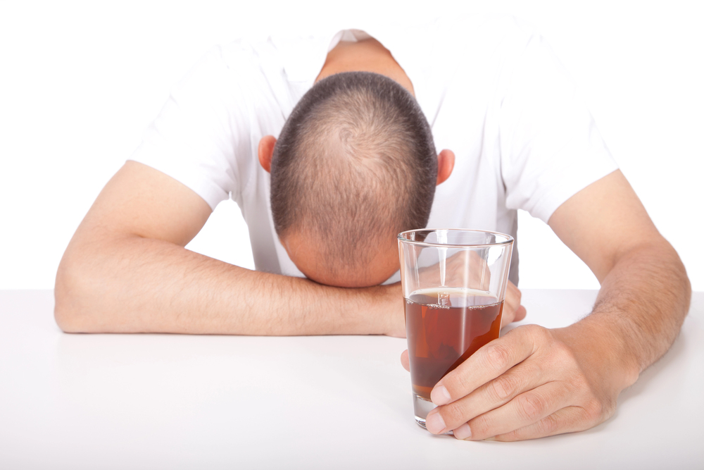 Alcohol and Hair Loss: Does Drinking Cause Thinning or Hair Loss? 2 alcohol and hair loss