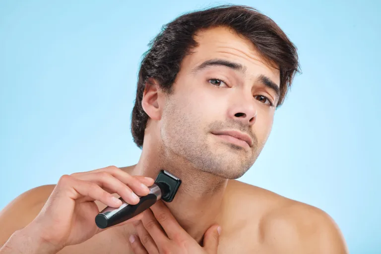 ingrown hairs causes