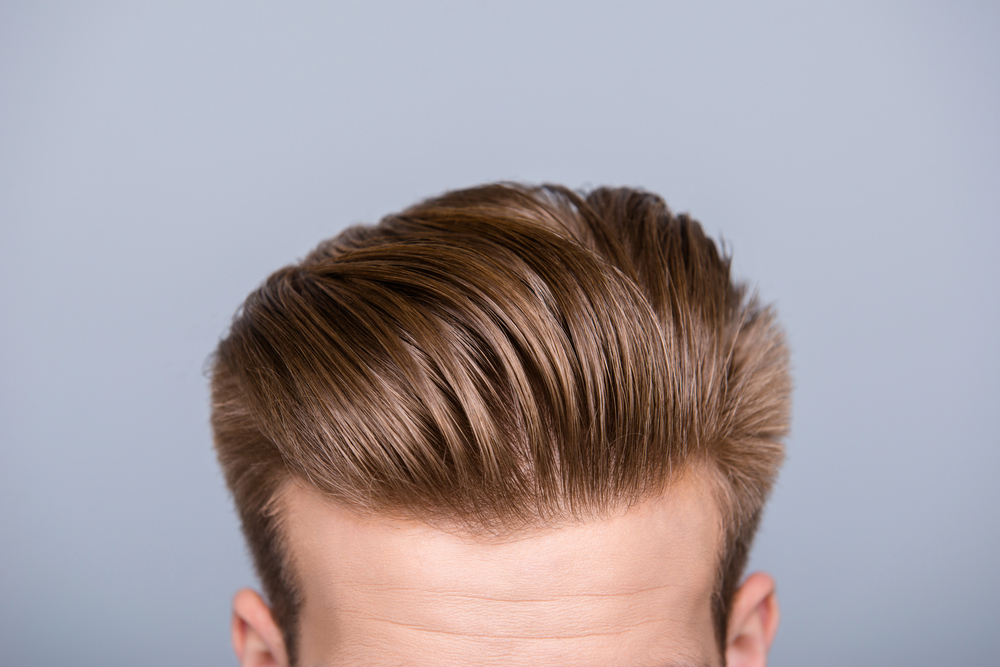 Types of Hairlines: Shapes, Stages & What They Mean (Male Guide) 3 Straight Hairline